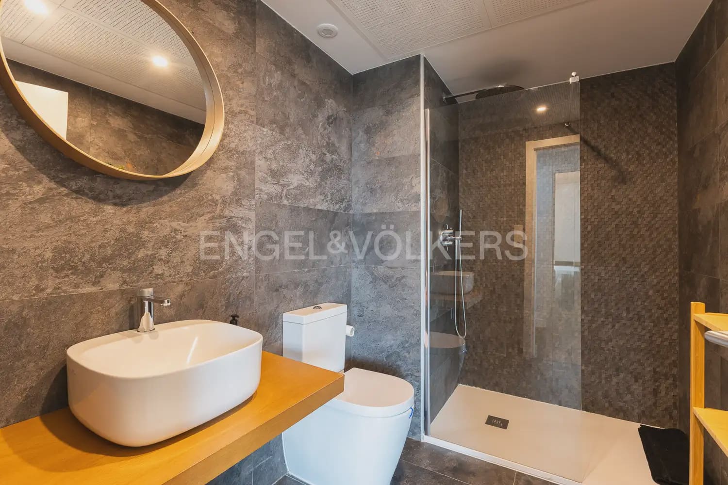 2 soveværelse Lejlighed til leje i Valencia by med swimmingpool garage - € 2.500 (Ref: 10034262)