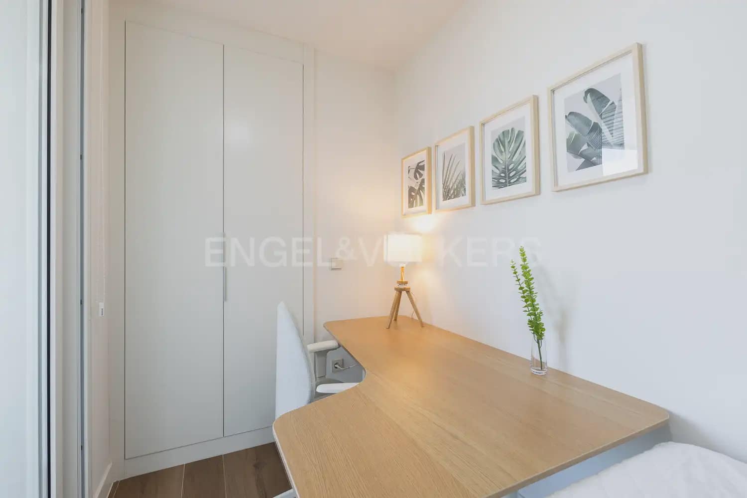 2 soveværelse Lejlighed til leje i Valencia by med swimmingpool garage - € 2.500 (Ref: 10034262)
