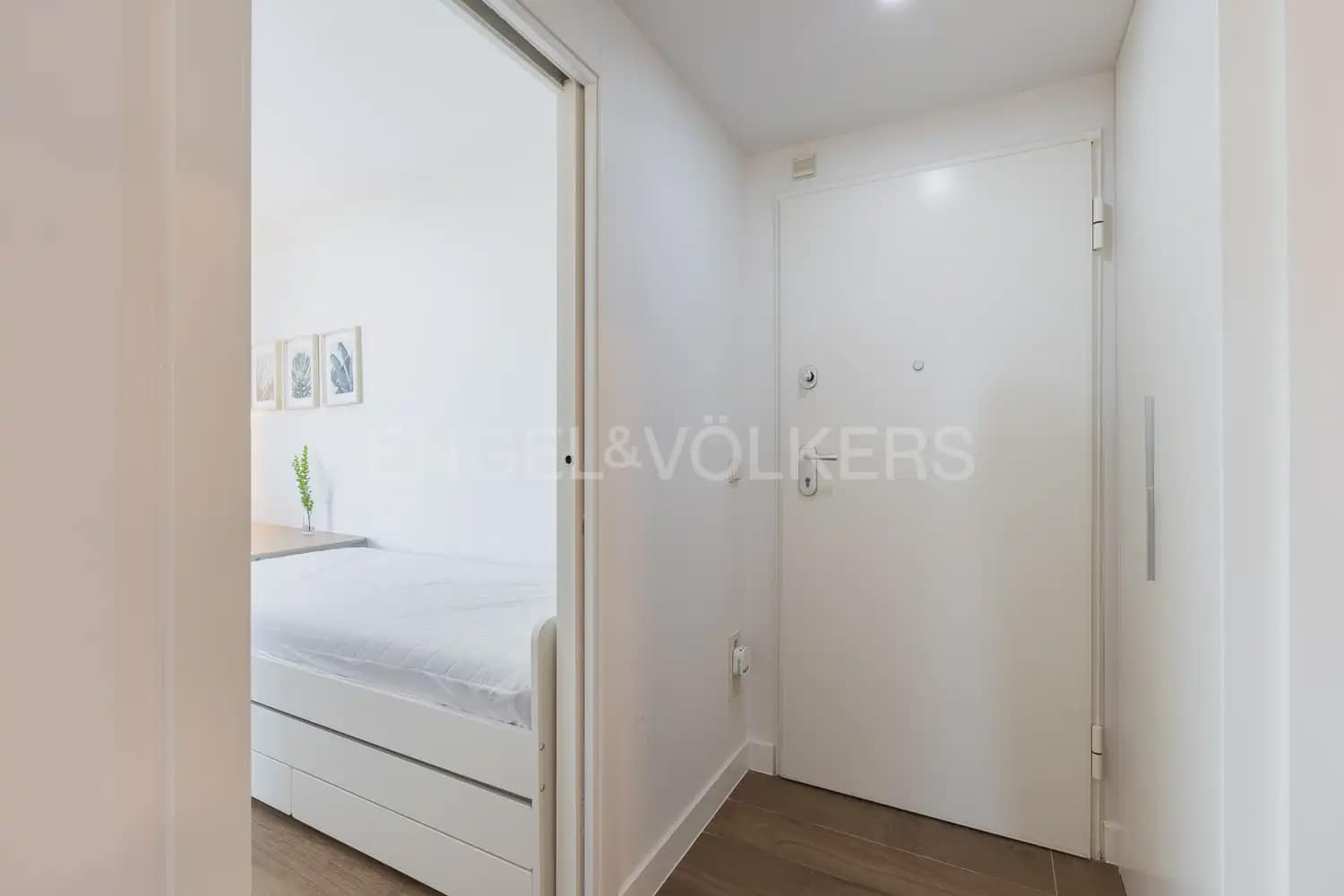2 soveværelse Lejlighed til leje i Valencia by med swimmingpool garage - € 2.500 (Ref: 10034262)
