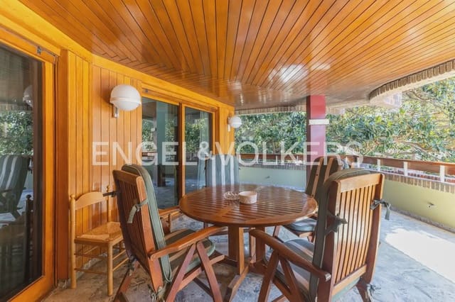 4 quarto Apartamento para arrendar em Exposicio, Valência cidade com garagem - 3 500 € (Ref: 10034449)