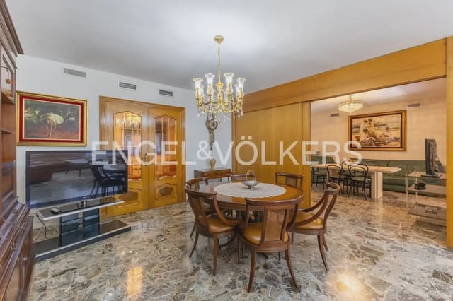 4 quarto Apartamento para arrendar em Exposicio, Valência cidade com garagem - 3 500 € (Ref: 10034449)