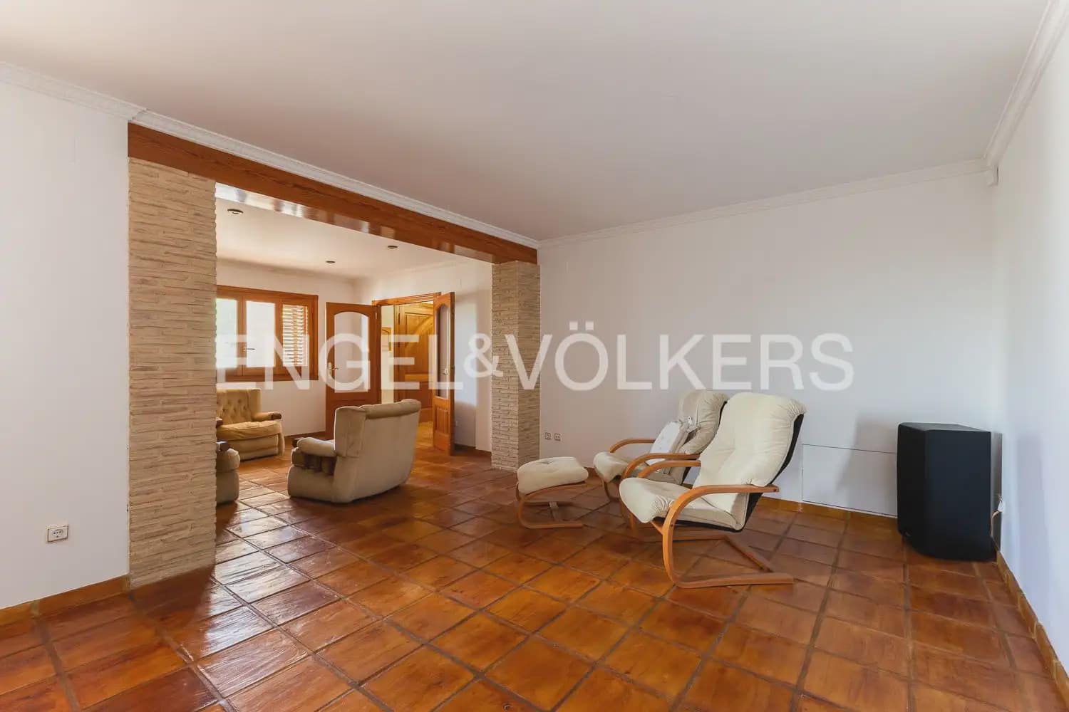 5 sypialnia Willa na sprzedaż w Favara z basenem garażem - 770 000 € (Ref: 10034587)