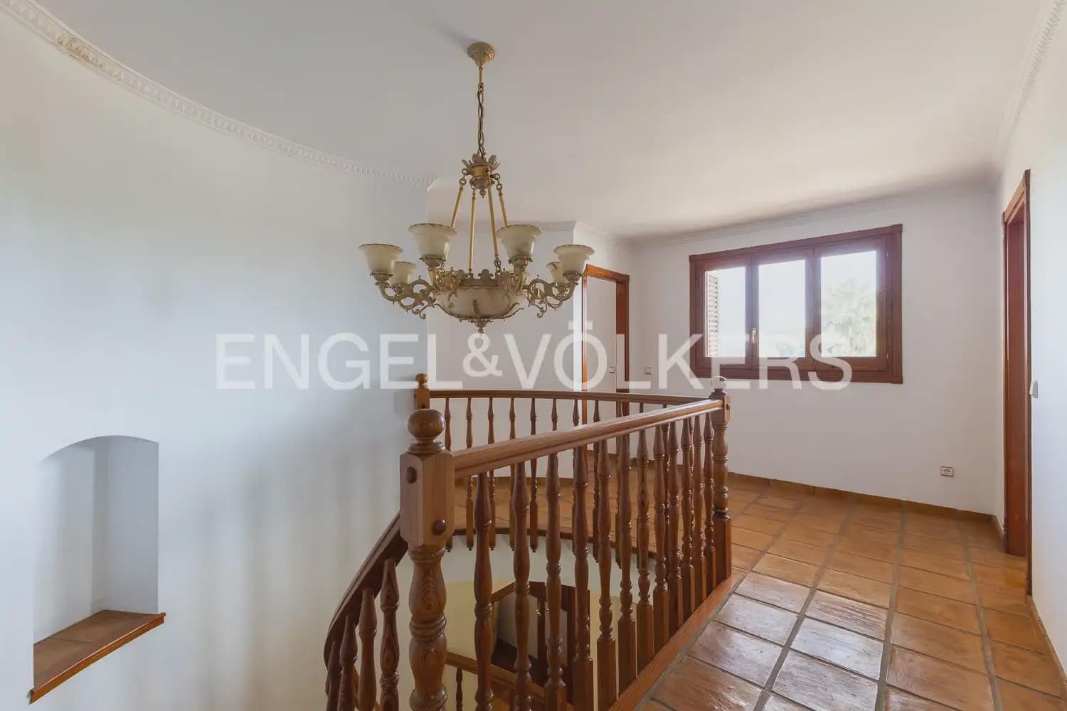5 sypialnia Willa na sprzedaż w Favara z basenem garażem - 770 000 € (Ref: 10034587)