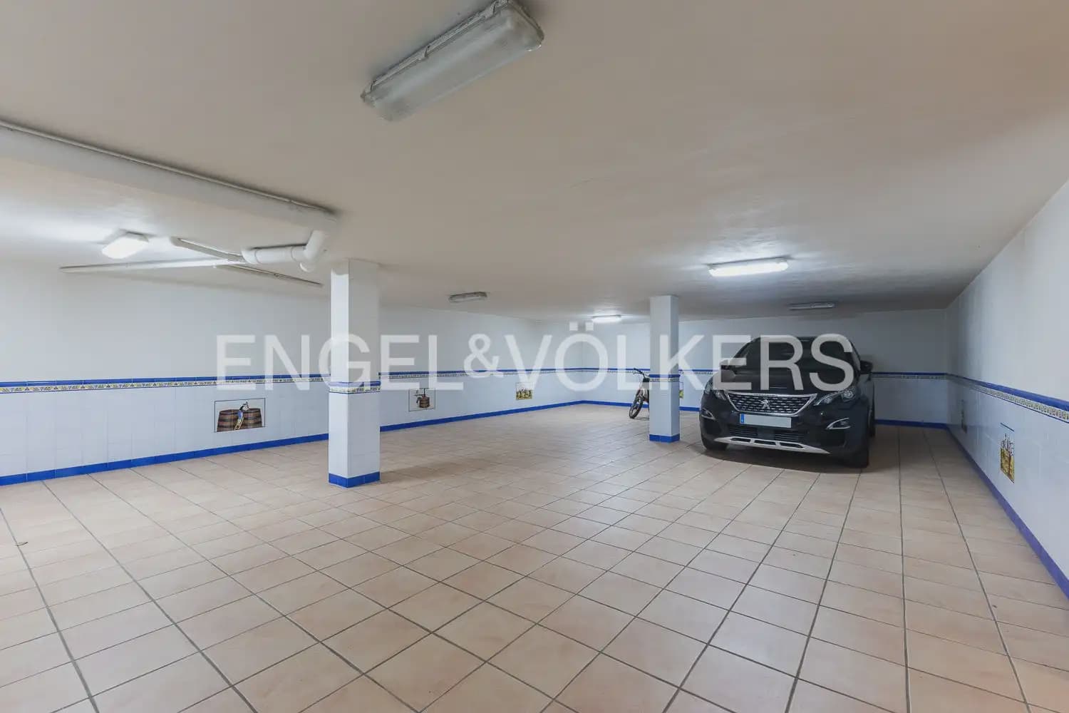 5 sypialnia Willa na sprzedaż w Favara z basenem garażem - 770 000 € (Ref: 10034587)