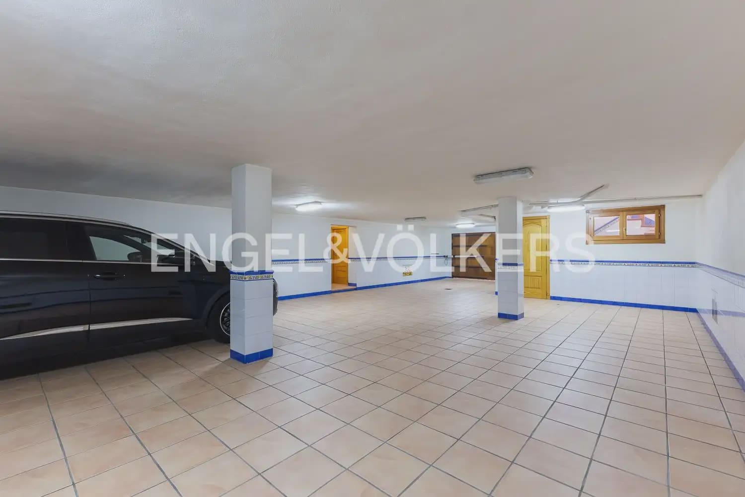 5 sypialnia Willa na sprzedaż w Favara z basenem garażem - 770 000 € (Ref: 10034587)