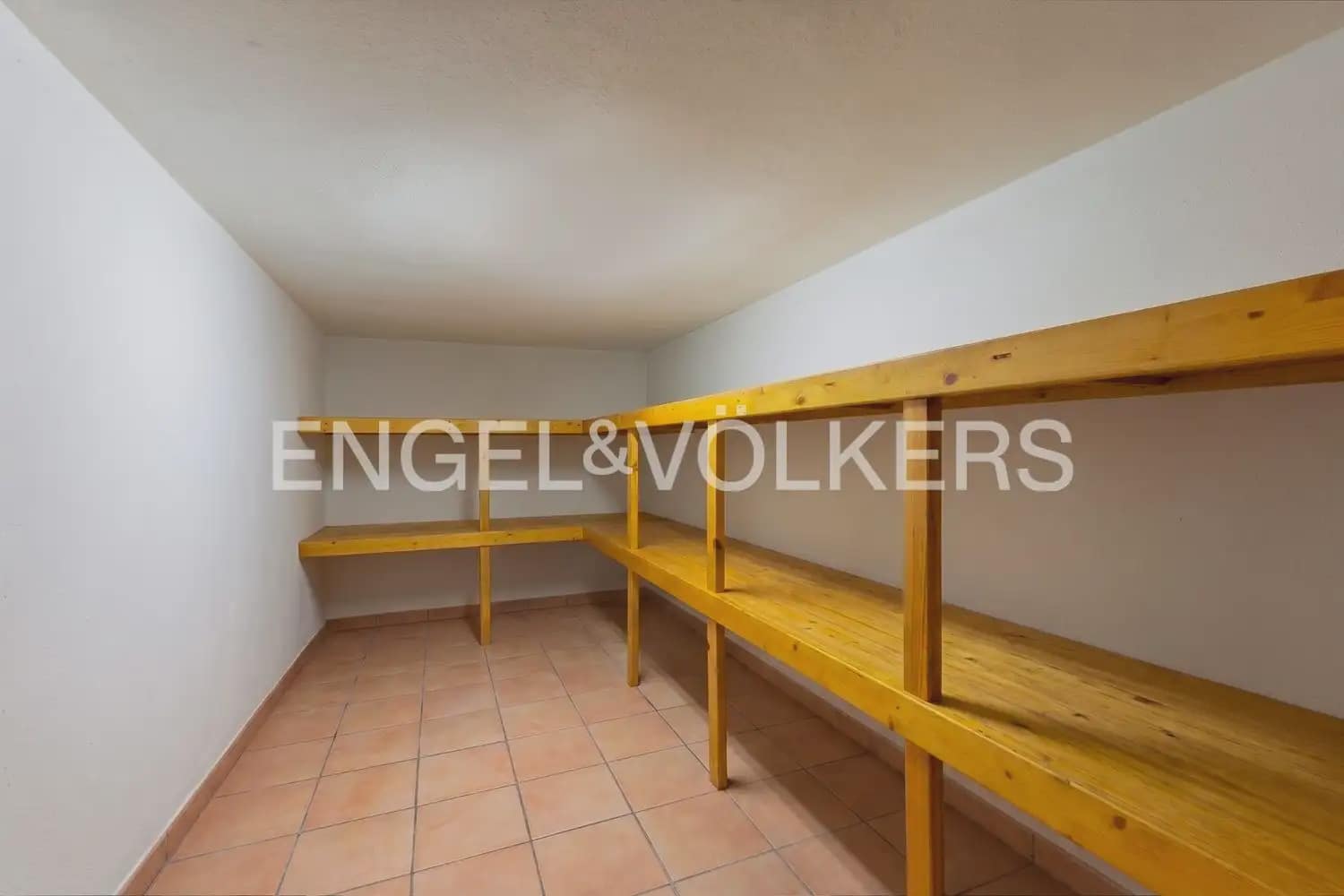 5 sypialnia Willa na sprzedaż w Favara z basenem garażem - 770 000 € (Ref: 10034587)