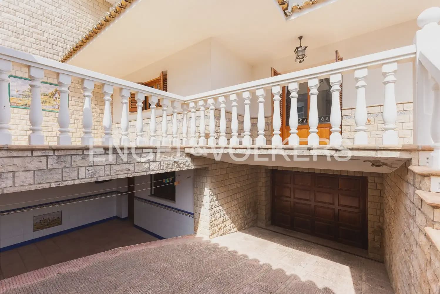 5 sypialnia Willa na sprzedaż w Favara z basenem garażem - 770 000 € (Ref: 10034587)