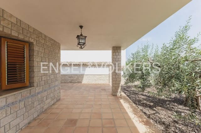 5 sypialnia Willa na sprzedaż w Favara z basenem garażem - 770 000 € (Ref: 10034587)