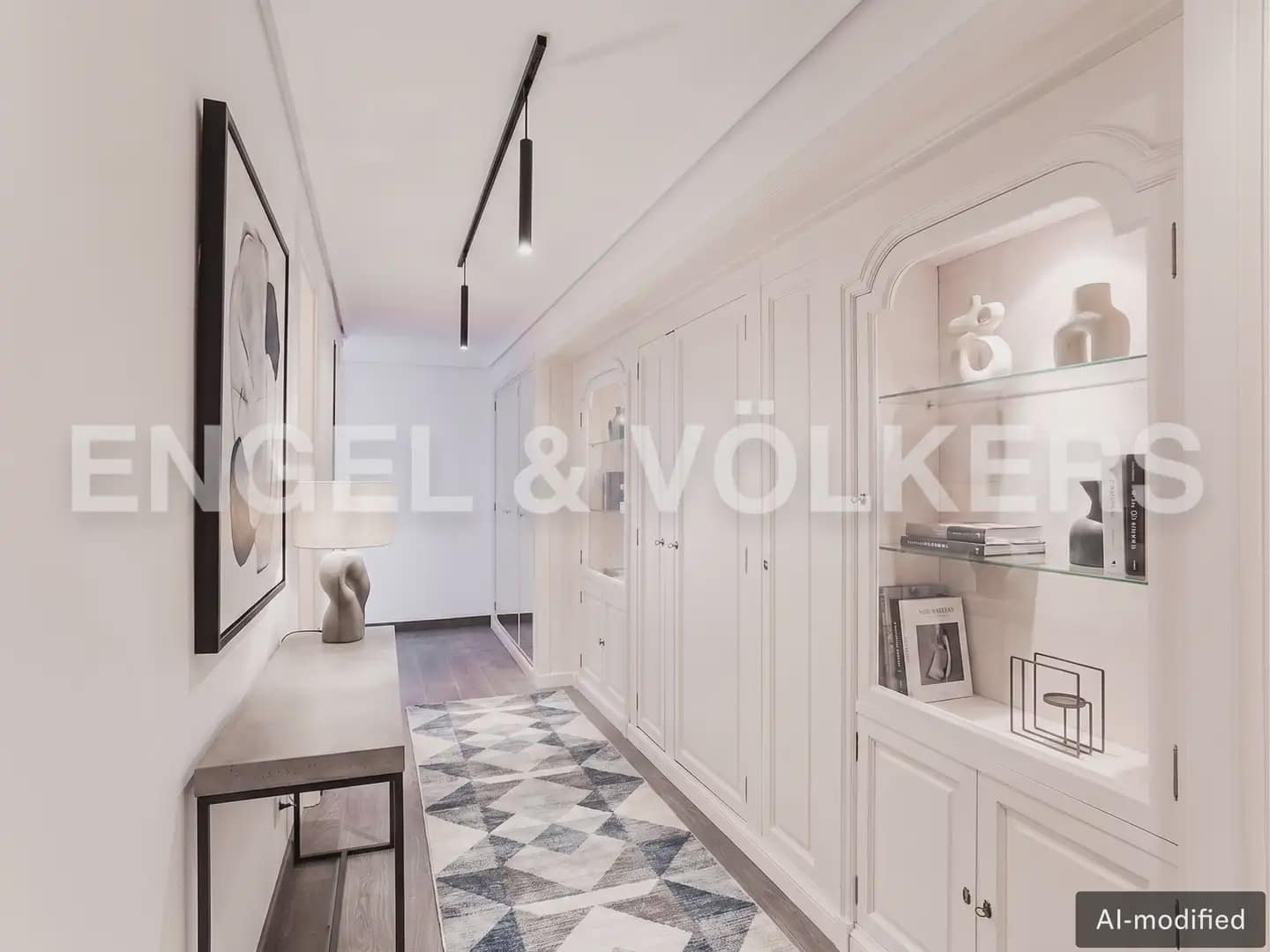 3 slaapkamer Flat te huur in Valencia stad met garage - € 2.800 (Ref: 10035675)