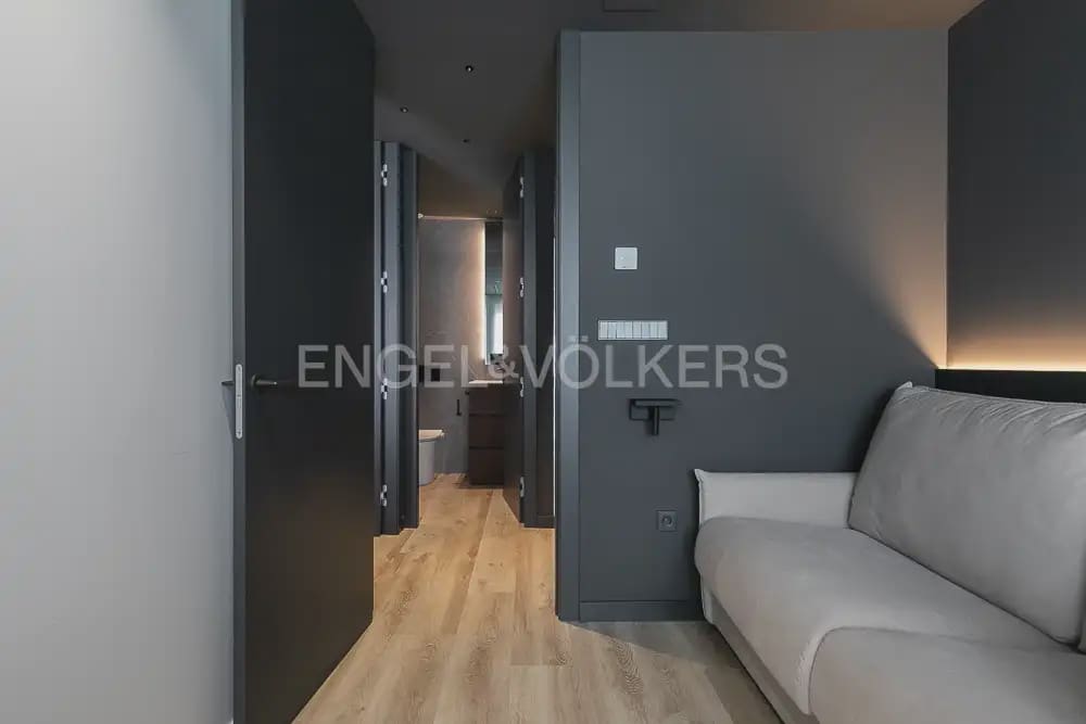 2 Zimmer Wohnung zu vermieten in Valencia Stadt - 3.000 € (Ref: 10035677)