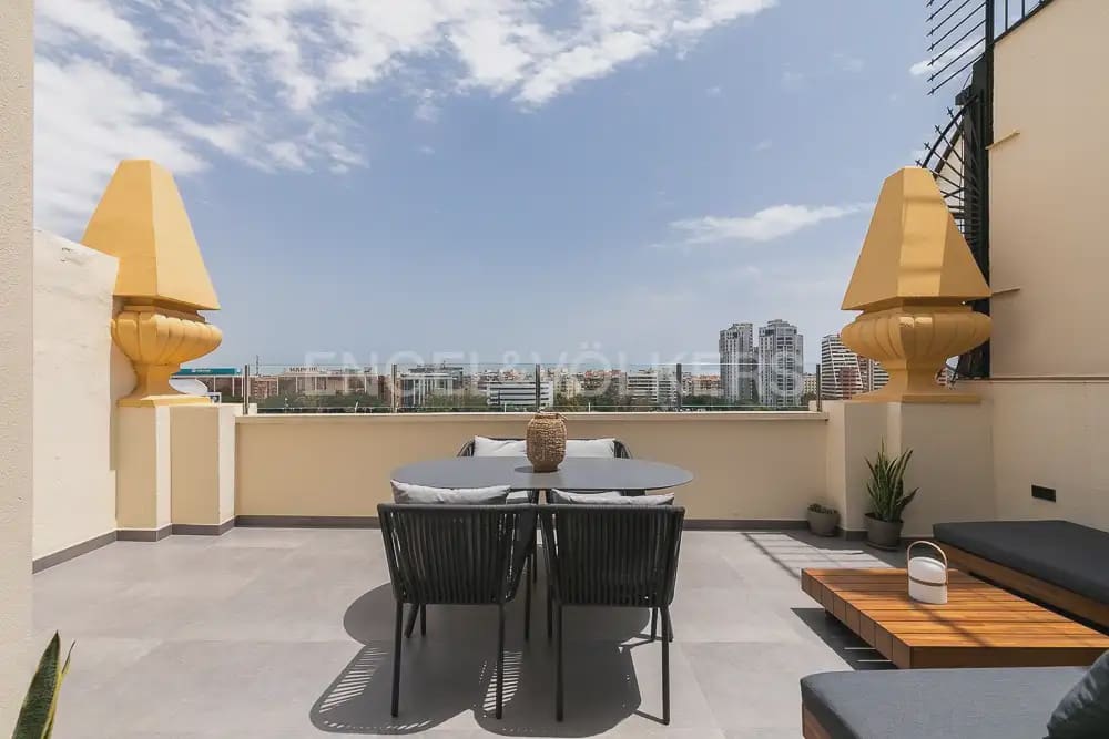 2 Zimmer Wohnung zu vermieten in Valencia Stadt - 3.000 € (Ref: 10035677)