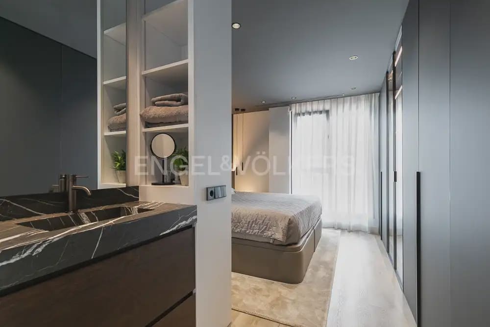 2 Zimmer Wohnung zu vermieten in Valencia Stadt - 3.000 € (Ref: 10035677)