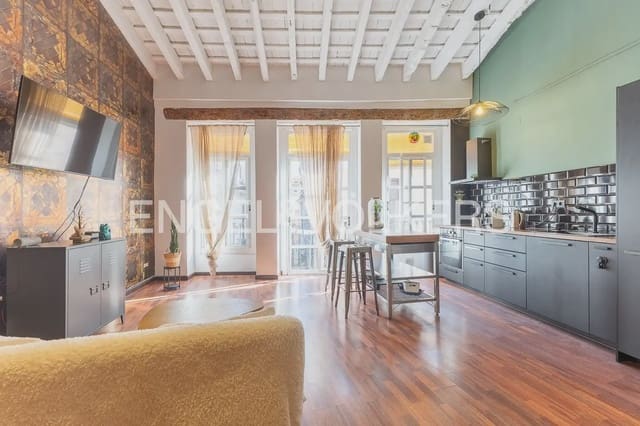 2 bedroom Flat for sale in La Seu, Valencia city - € 397,000 (Ref: 10035679)