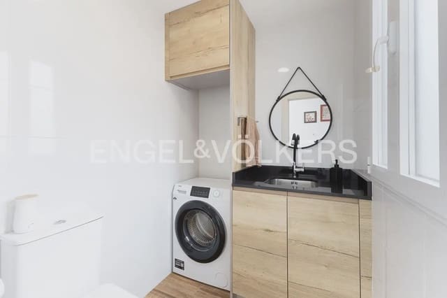 4 bedroom Townhouse for sale in Benifaió with garage - € 385,000 (Ref: 10035680)