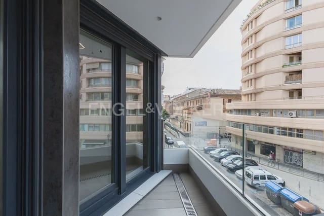 Piso de 3 habitaciones en Trinitat, València ciudad en alquiler con garaje - 2.200 € (Ref: 10035764)