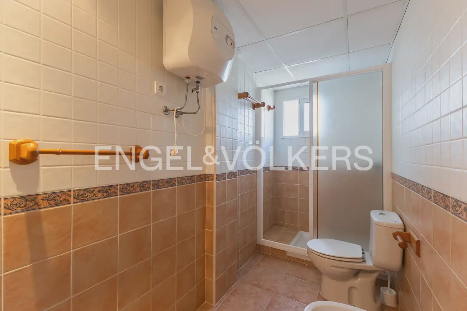 4 Zimmer Reihenhaus zu verkaufen in Miramar mit Garage - 269.000 € (Ref: 10035938)