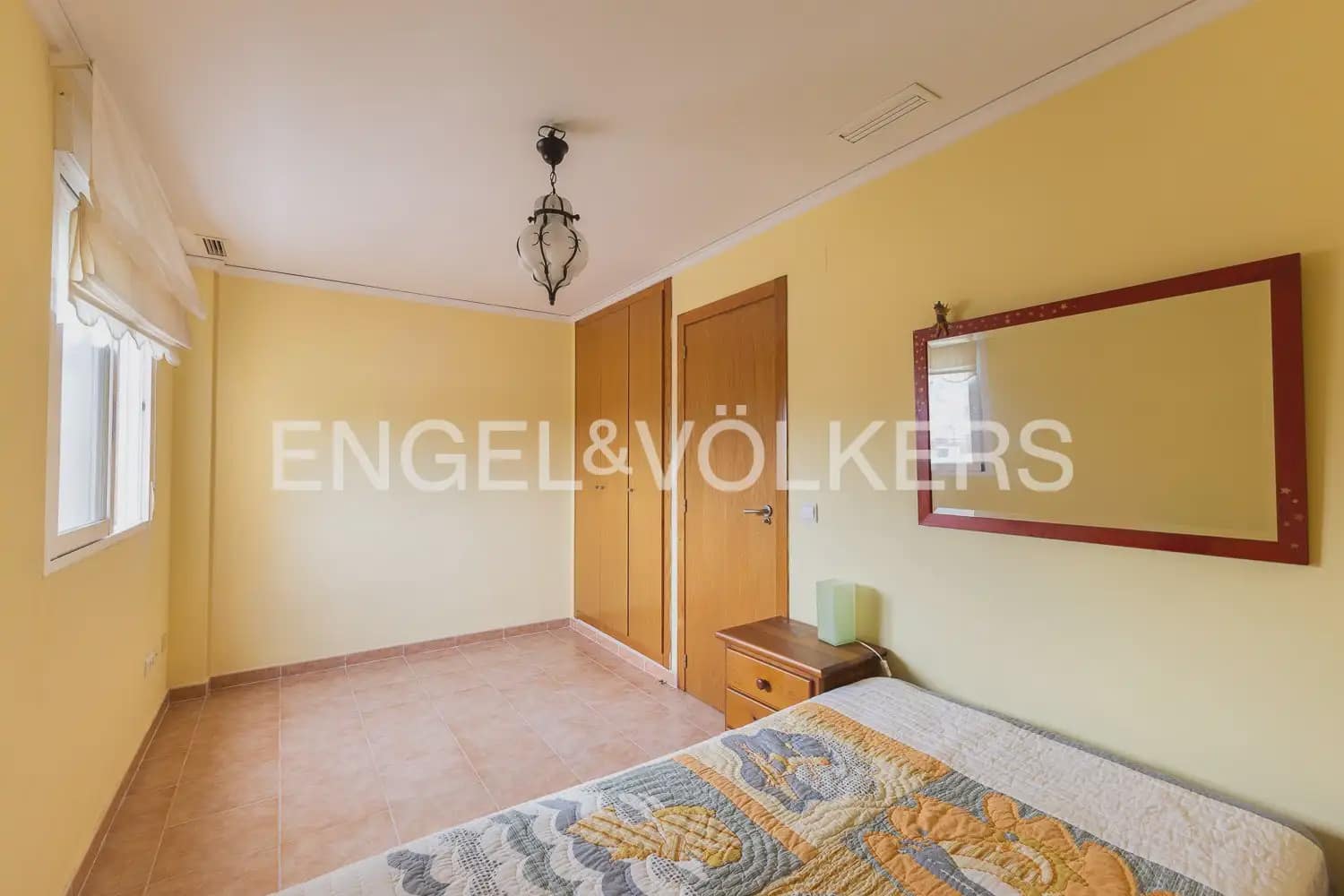 4 Zimmer Reihenhaus zu verkaufen in Miramar mit Garage - 269.000 € (Ref: 10035938)
