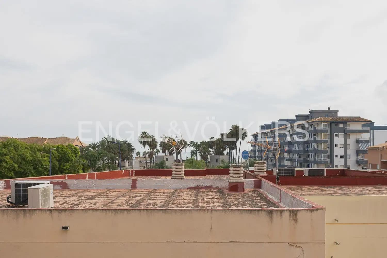 4 Zimmer Reihenhaus zu verkaufen in Miramar mit Garage - 269.000 € (Ref: 10035938)
