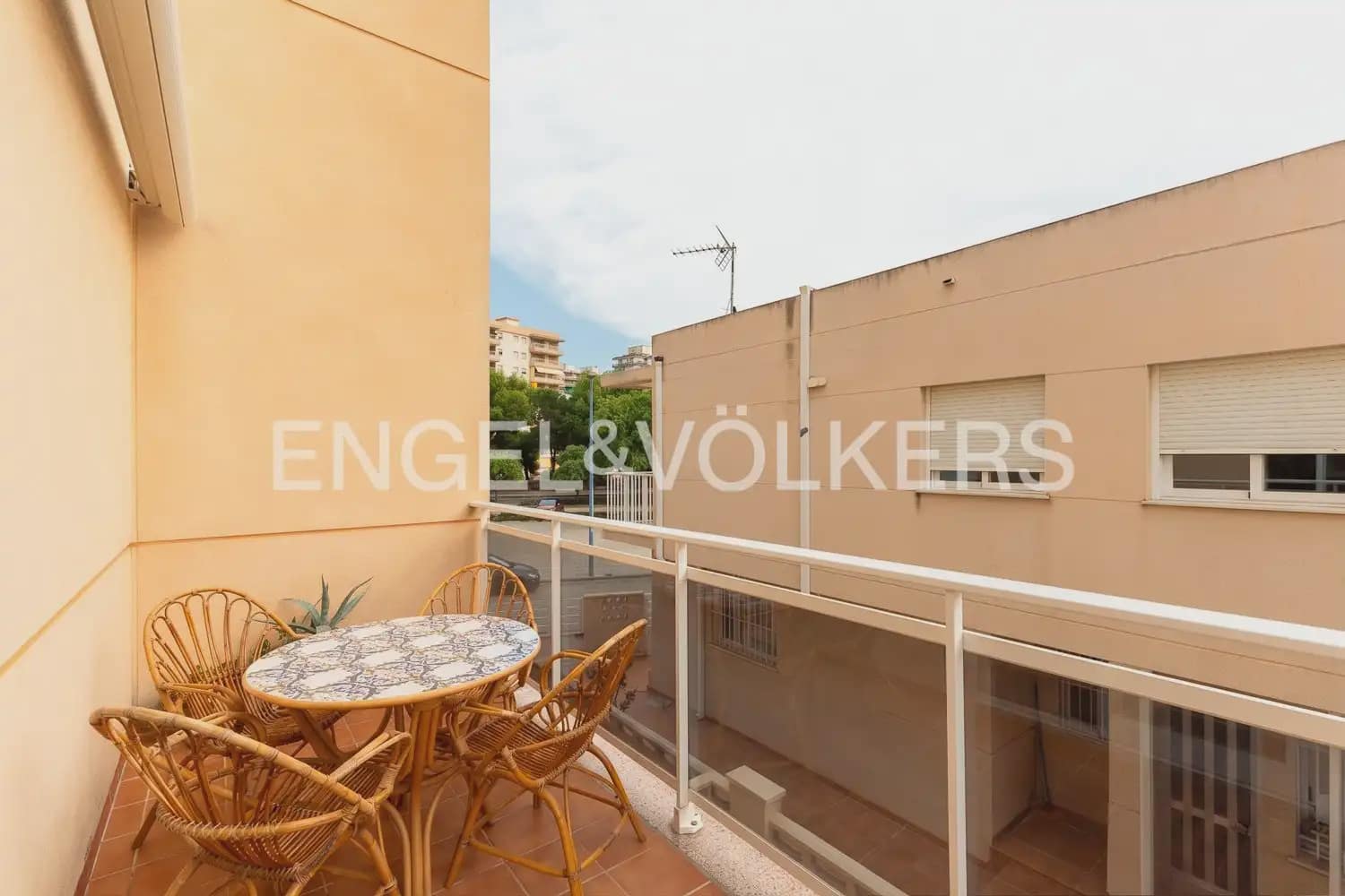 4 Zimmer Reihenhaus zu verkaufen in Miramar mit Garage - 269.000 € (Ref: 10035938)