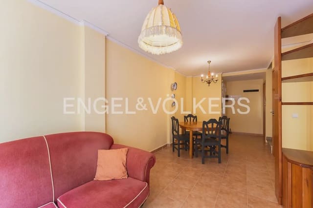 4 makuuhuone Rivitalo myytävänä paikassa Miramar - 269 000 € (Ref: 10035938)