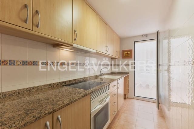 4 makuuhuone Rivitalo myytävänä paikassa Miramar - 269 000 € (Ref: 10035938)