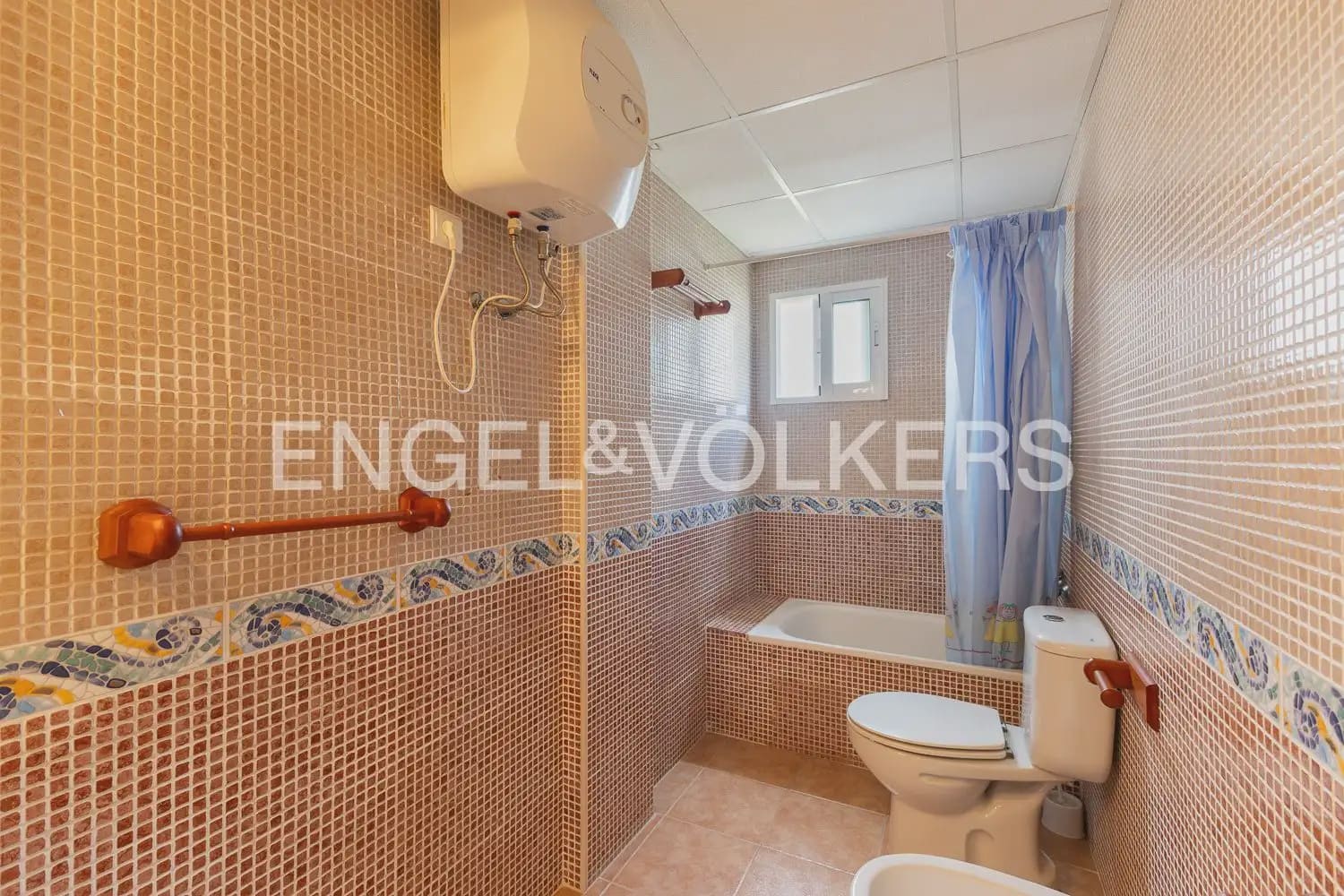 4 Zimmer Reihenhaus zu verkaufen in Miramar mit Garage - 269.000 € (Ref: 10035938)