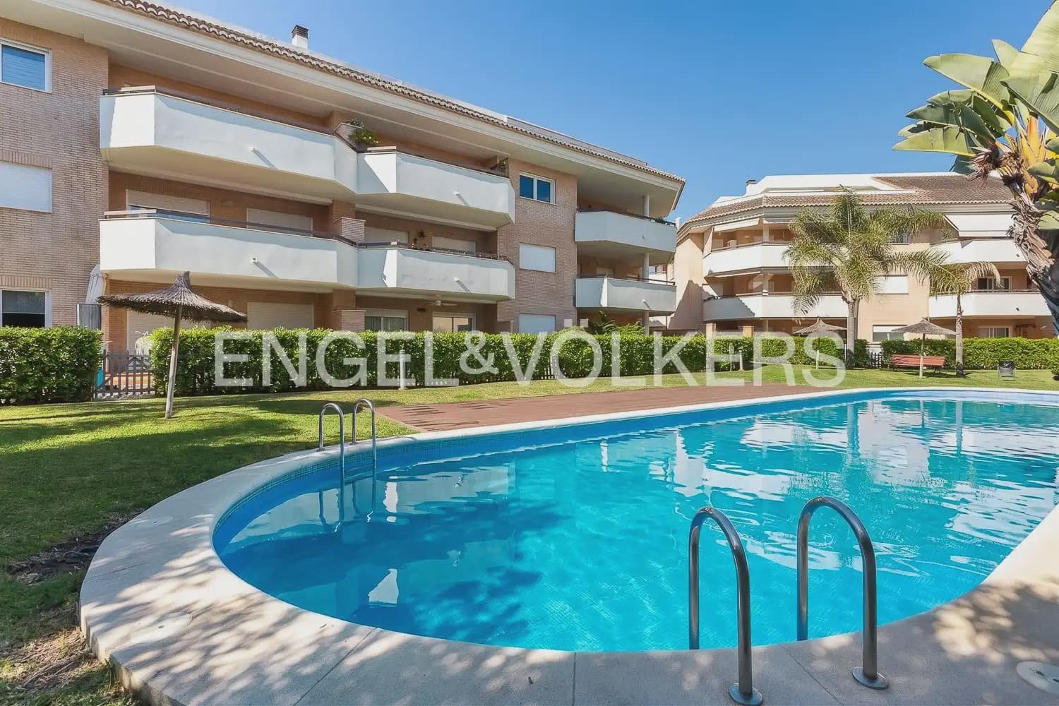 3 makuuhuone Asunto vuokrattavana paikassa Javea / Xabia mukana uima-altaan 
autotalli - 1 600 € (Ref: 10036197)
