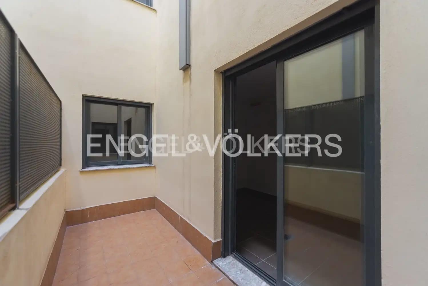 3 bedroom Flat for rent in Moncofa with garage - € 1,000 (Ref: 10036198)