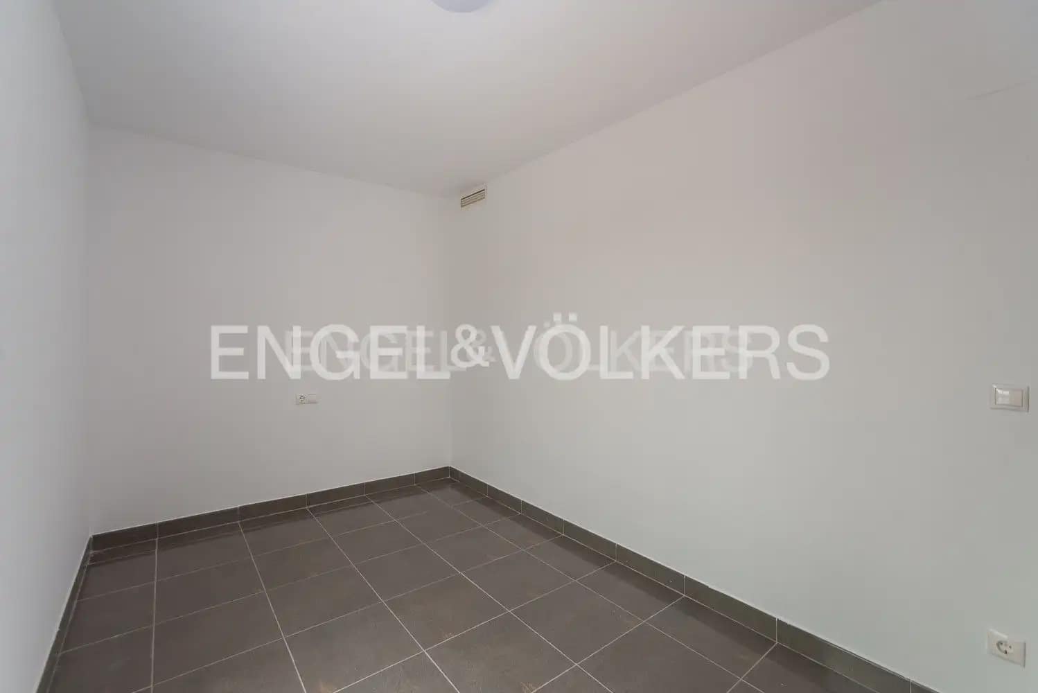 3 bedroom Flat for rent in Moncofa with garage - € 1,000 (Ref: 10036198)