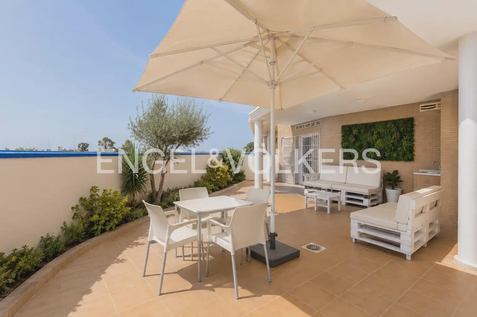 Adosado de 5 habitaciones en Puçol en alquiler con garaje - 2.900 € (Ref: 10036199)