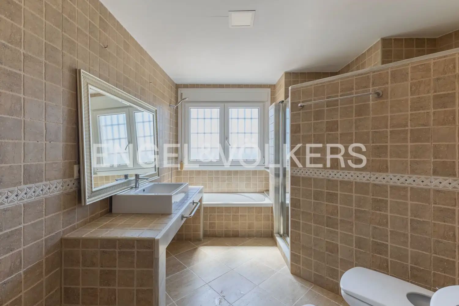 Adosado de 5 habitaciones en Puçol en alquiler con garaje - 2.900 € (Ref: 10036199)