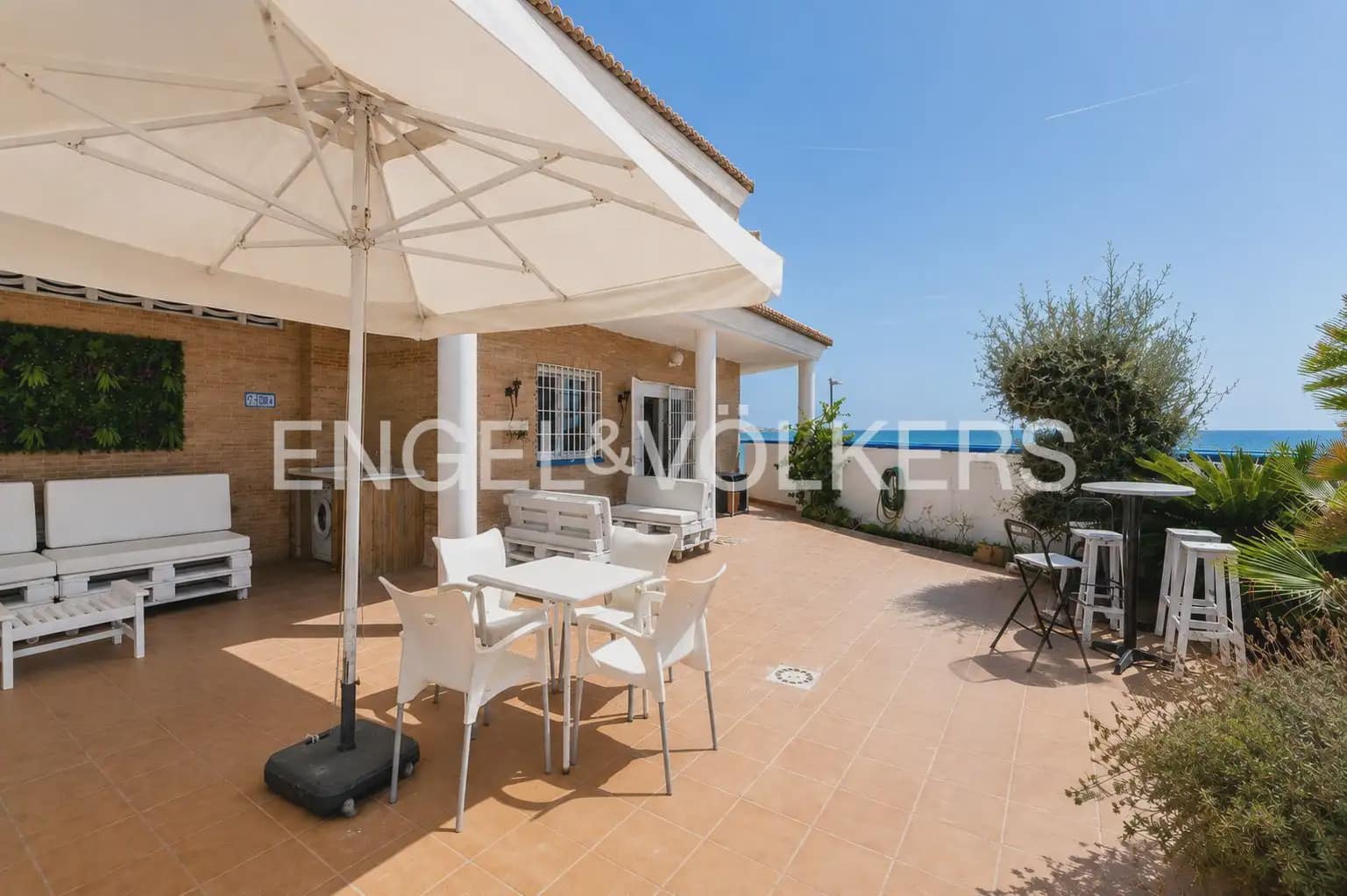 Adosado de 5 habitaciones en Puçol en alquiler con garaje - 2.900 € (Ref: 10036199)