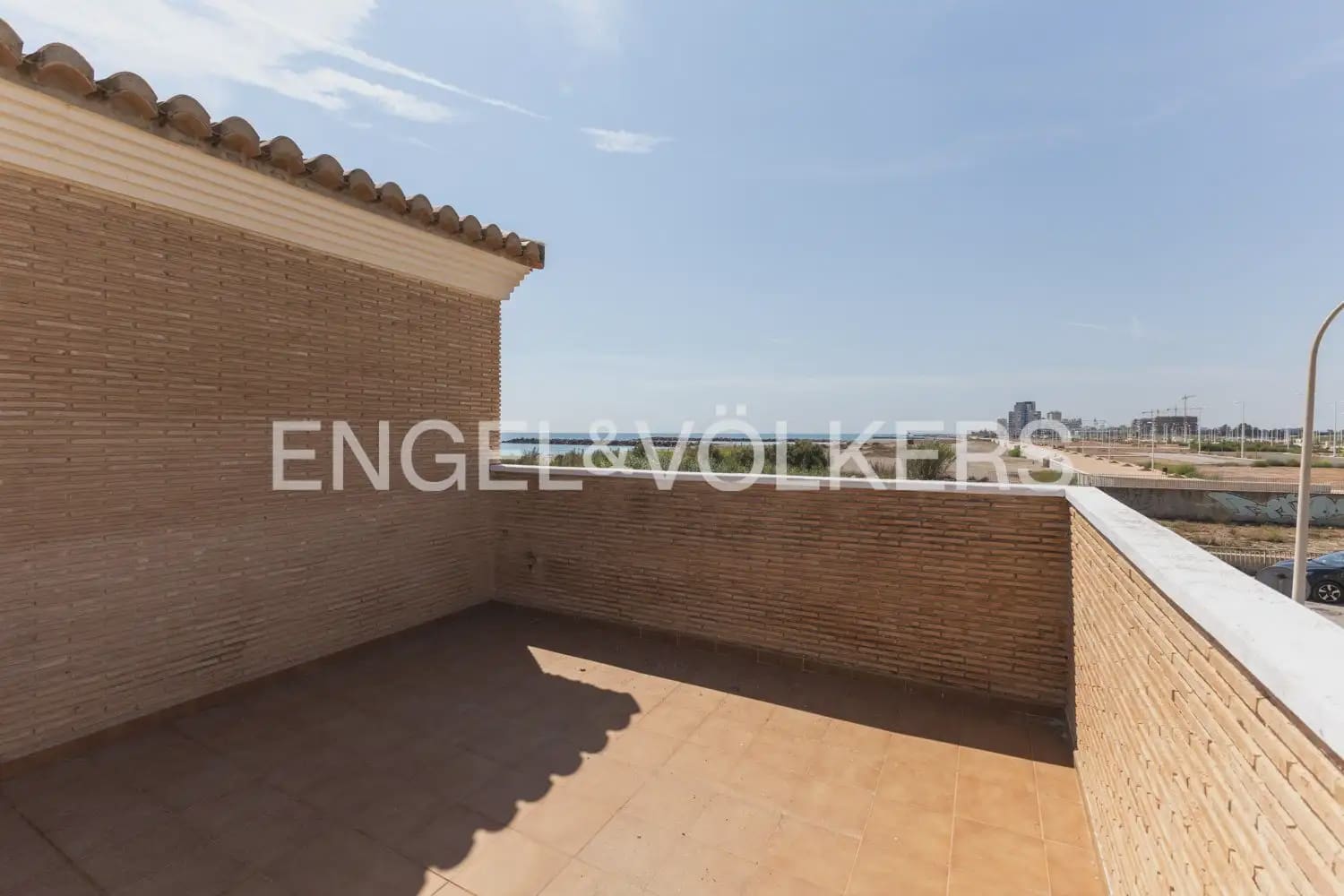 Adosado de 5 habitaciones en Puçol en alquiler con garaje - 2.900 € (Ref: 10036199)