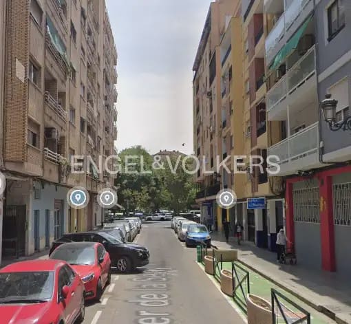 Piso de 3 habitaciones en Mont-Olivet, València ciudad en alquiler - 1.400 € (Ref: 10039105)