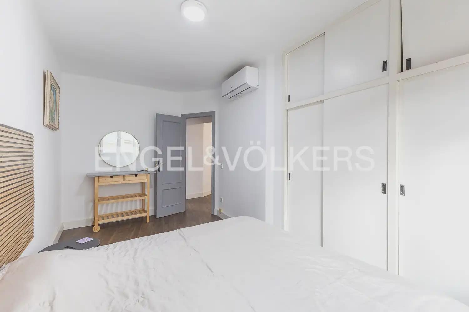 3 bedroom Flat for rent in Valencia city - € 1,400 (Ref: 10039105)