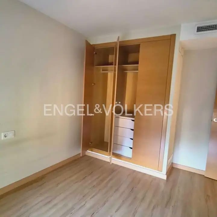 3 quarto Casa em Banda para arrendar em Rocafort com garagem - 1 800 € (Ref: 10039107)