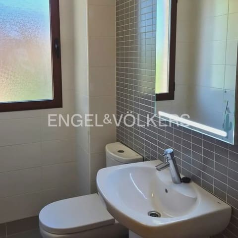 3 quarto Casa em Banda para arrendar em Rocafort com garagem - 1 800 € (Ref: 10039107)