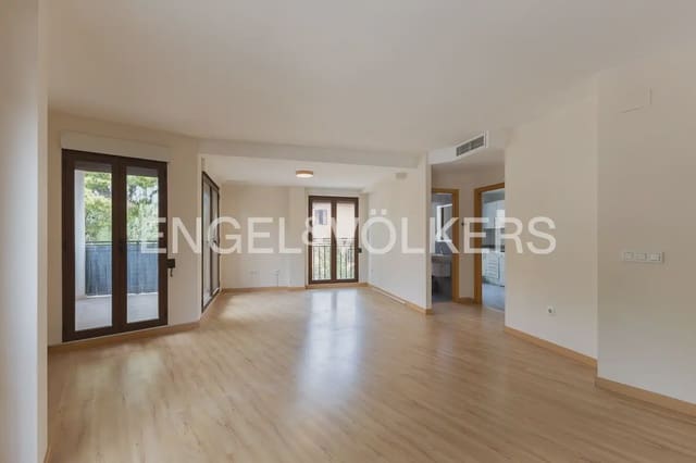 Maison de Ville de 3 chambres à louer à Rocafort avec garage - 1 800 € (Ref: 10039107)