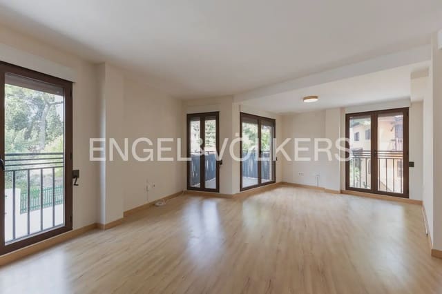Maison de Ville de 3 chambres à louer à Rocafort avec garage - 1 800 € (Ref: 10039107)