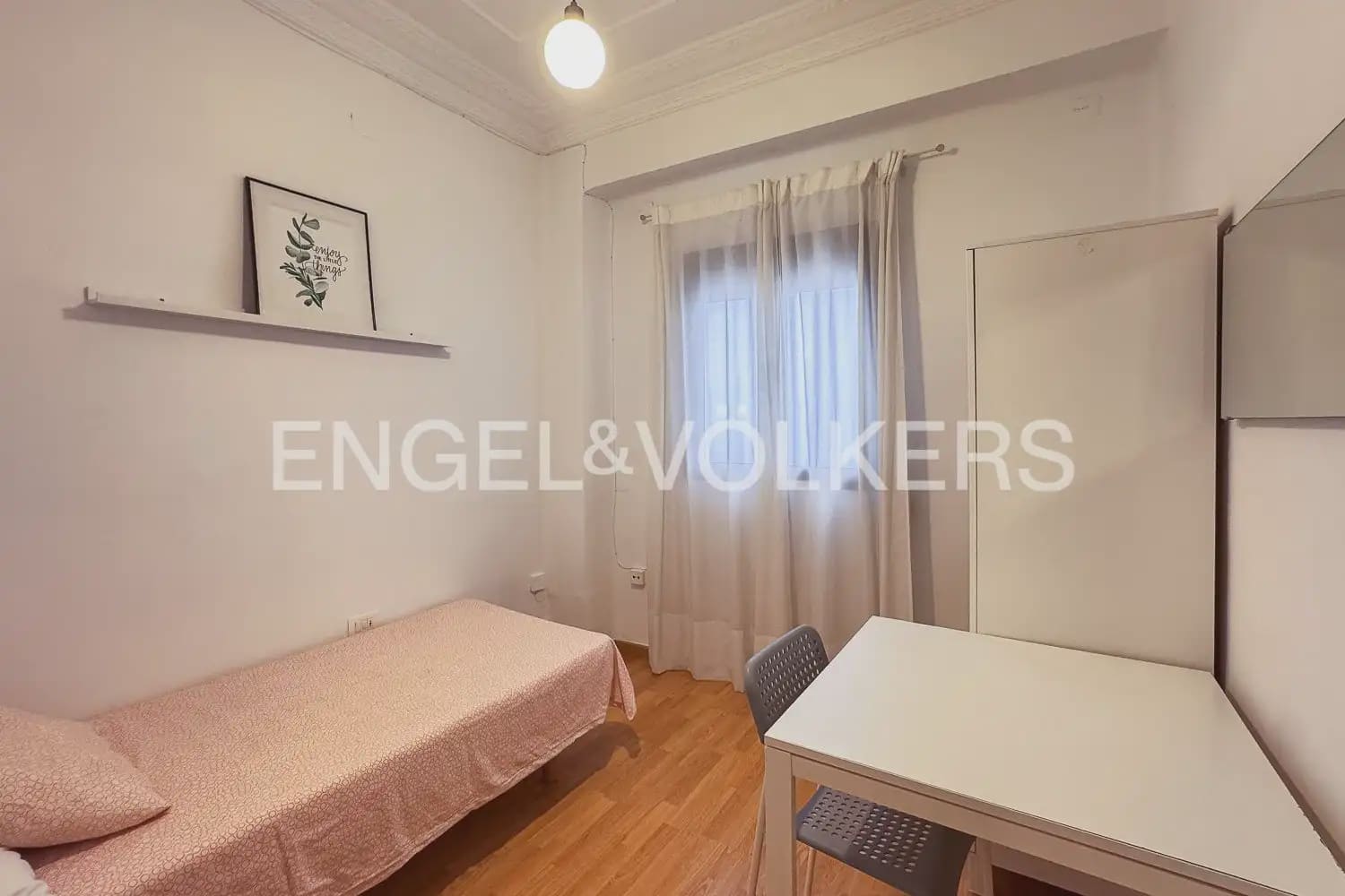 4 soveværelse Lejlighed til leje i Valencia by - € 2.500 (Ref: 10039108)
