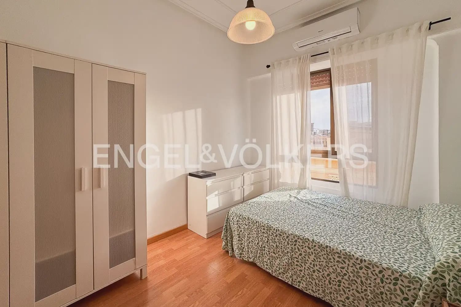 4 soveværelse Lejlighed til leje i Valencia by - € 2.500 (Ref: 10039108)