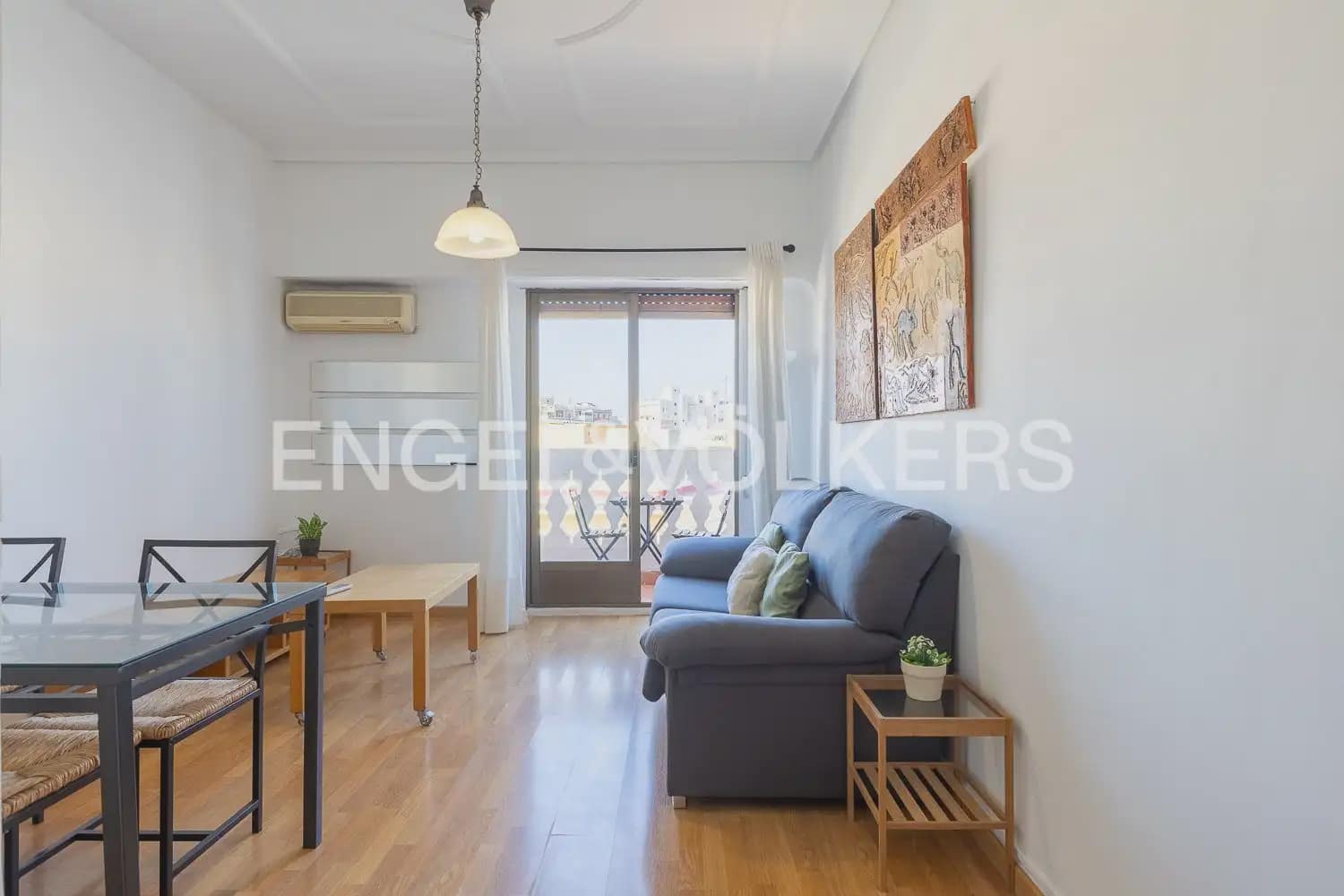 4 bedroom Flat for rent in Valencia city - € 2,200 (Ref: 10039108)