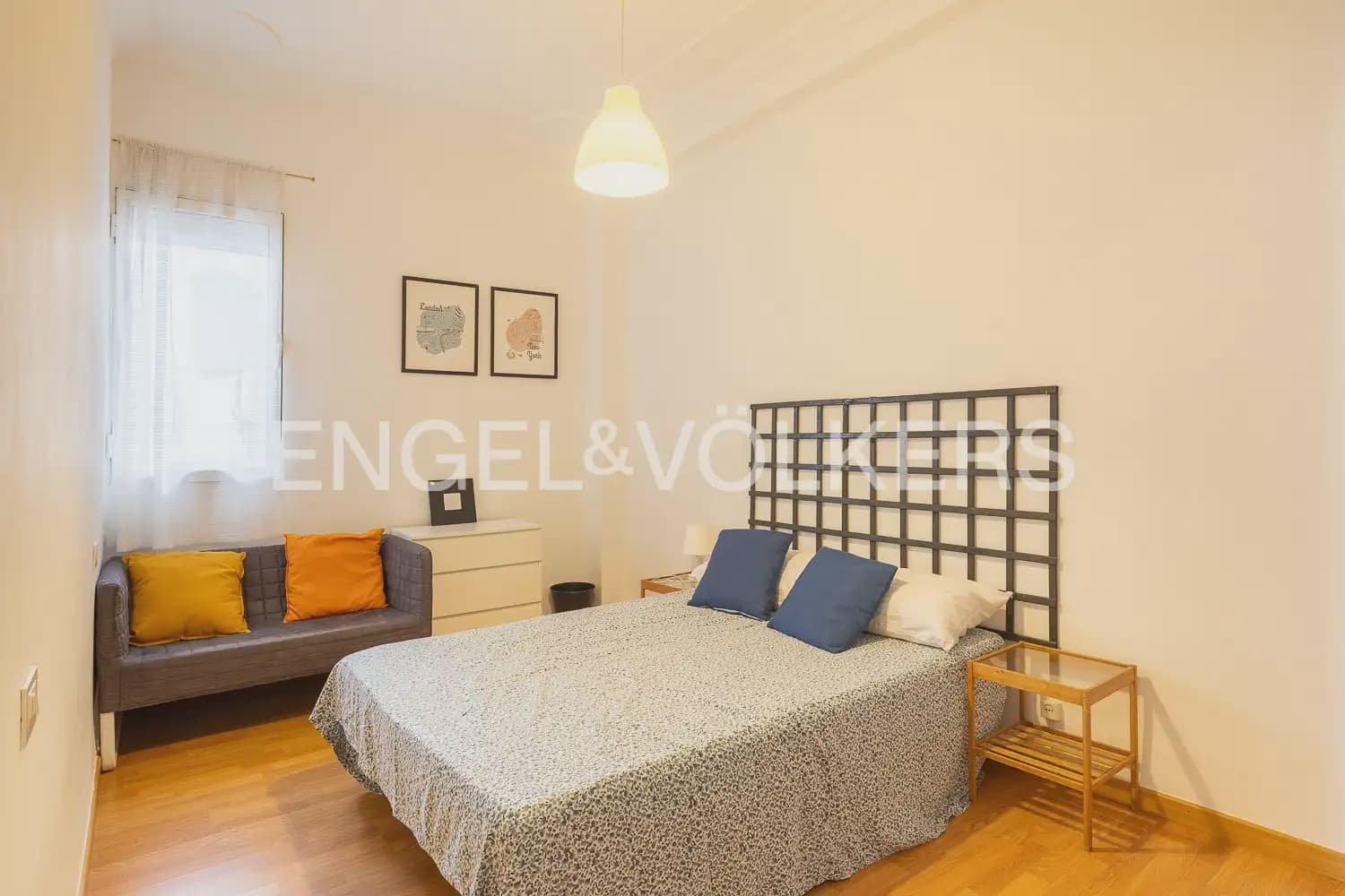4 bedroom Flat for rent in Valencia city - € 2,200 (Ref: 10039108)