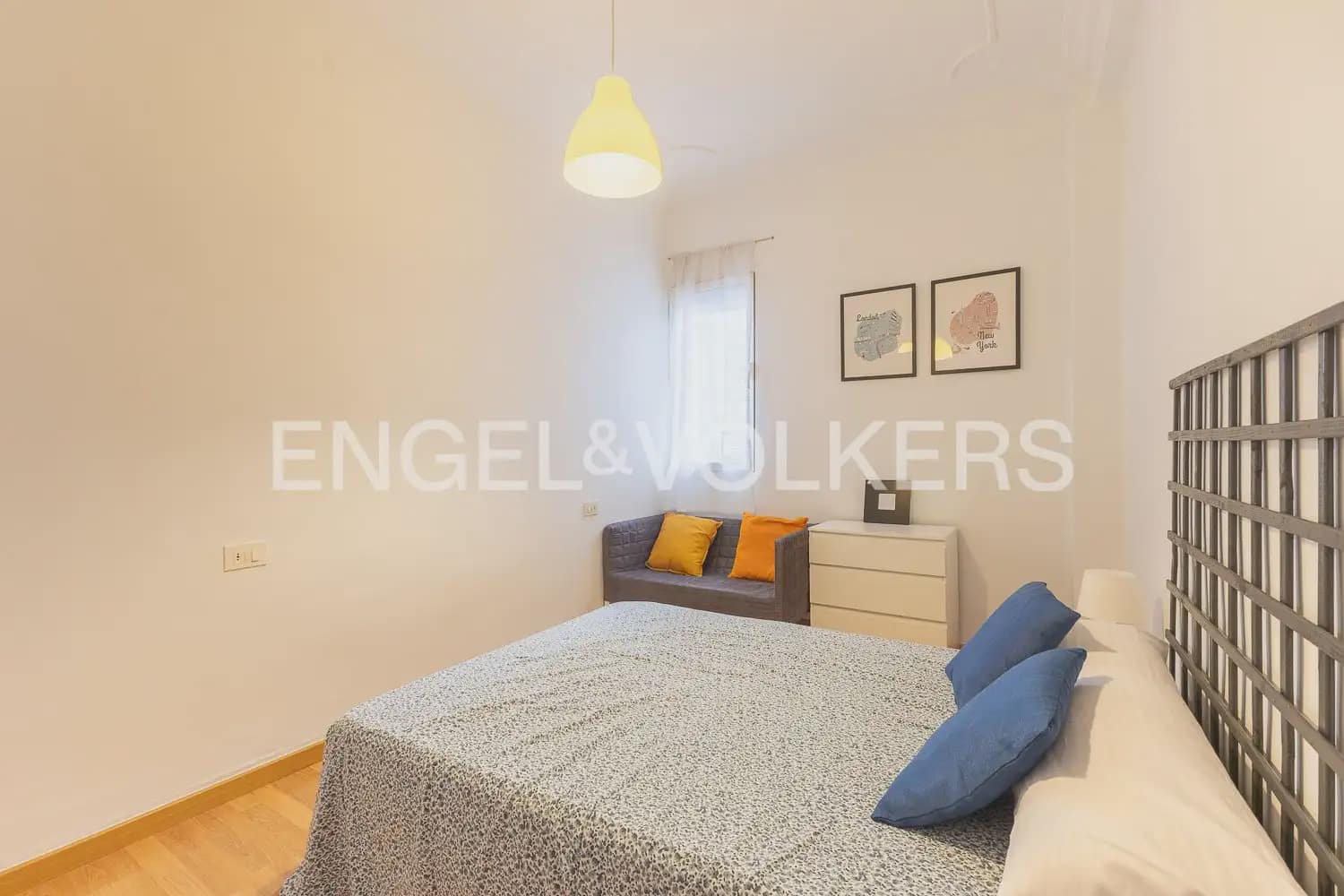 4 bedroom Flat for rent in Valencia city - € 2,200 (Ref: 10039108)