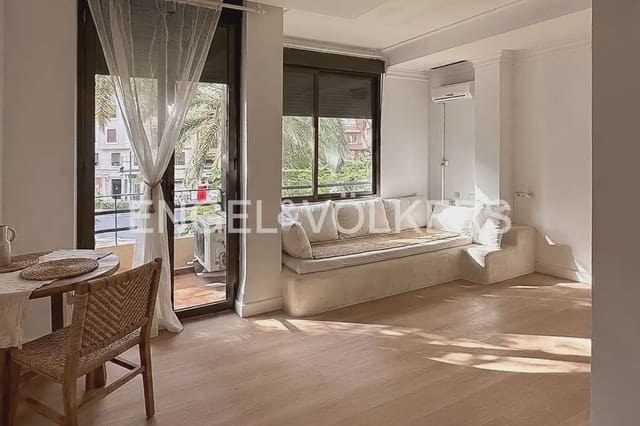 3 slaapkamer Flat te huur in Russafa, Valencia stad met garage - € 2.200 (Ref: 10039218)