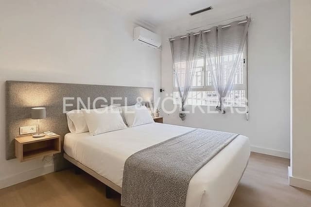 3 slaapkamer Flat te huur in Russafa, Valencia stad met garage - € 2.200 (Ref: 10039218)