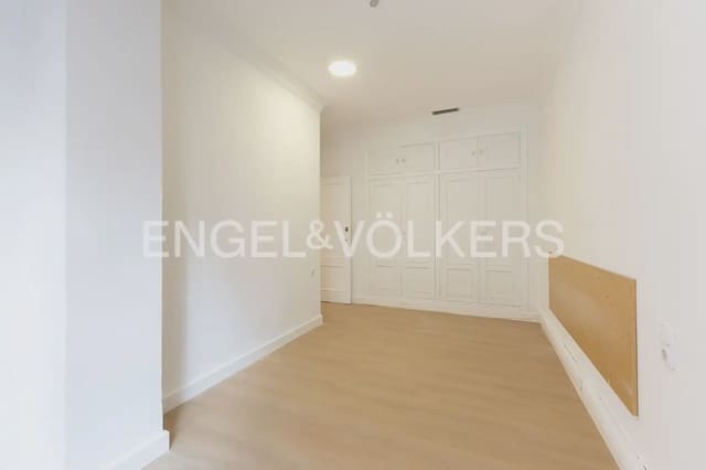 3 sypialnia Mieszkanie do wynajęcia w Russafa, Miasto Walencja z garażem - 2 200 € (Ref: 10039218)
