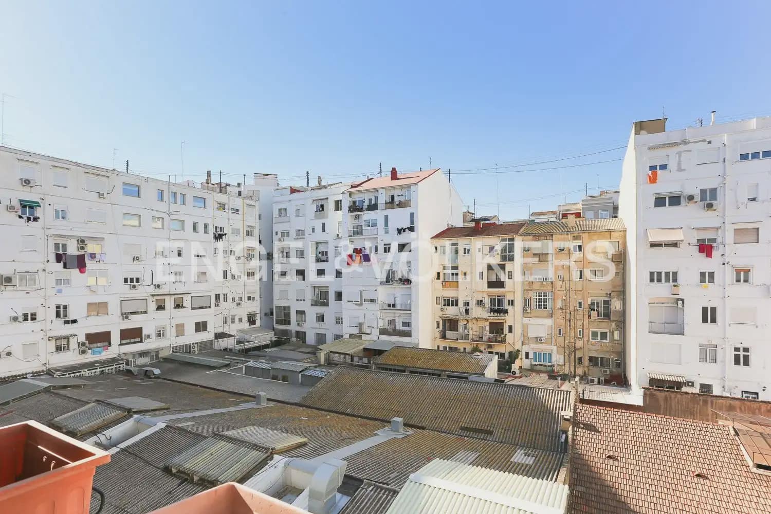 4 slaapkamer Flat te huur in Valencia stad - € 2.900 (Ref: 10039283)