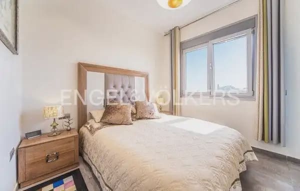 5 bedroom Villa for rent in Riba-roja de Turia with garage - € 3,300 (Ref: 10041344)
