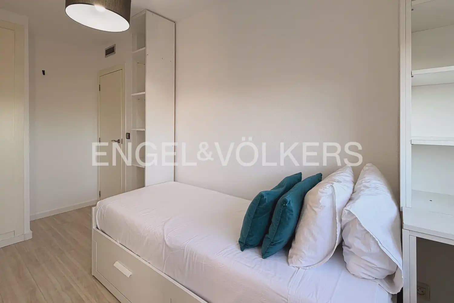 2 sovrum Lägenhet att hyra i Valencia stad - 1 450 € (Ref: 10041585)